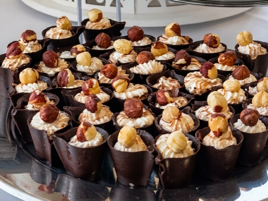 Ručno rađene praline i sitni slatkiši